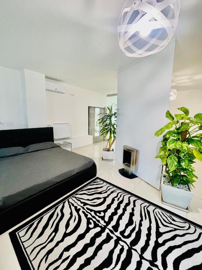 Loft Terracina Villa Eksteriør billede